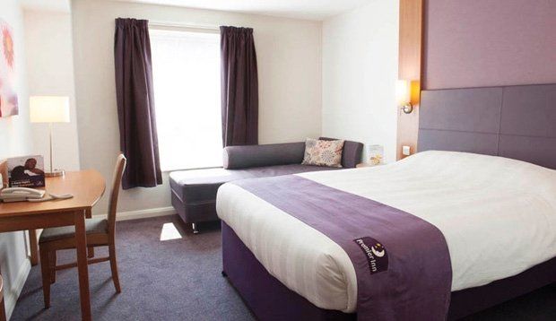 Premier Inn Wolverhampton City Centre Exterior foto